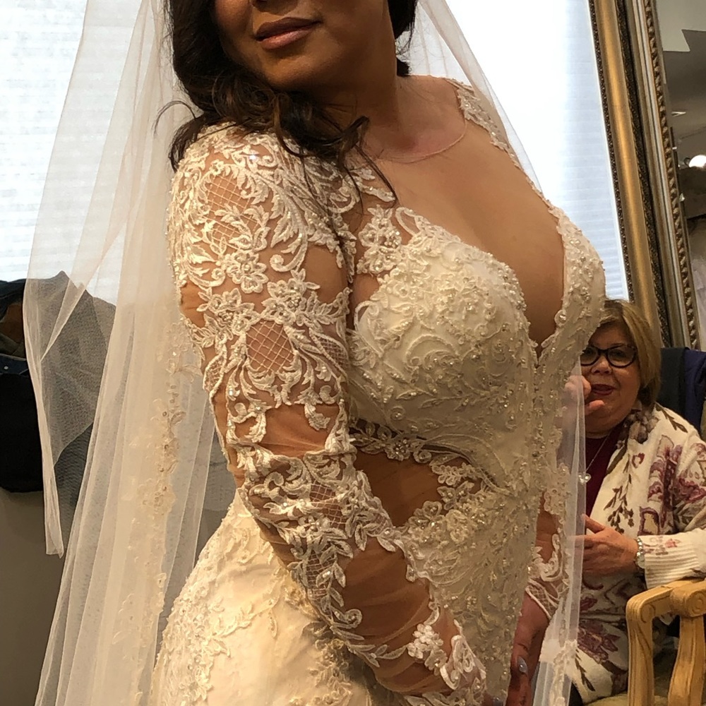 Wedding dress